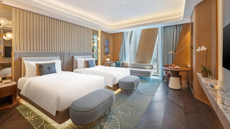 Superior City View Room King Accessible