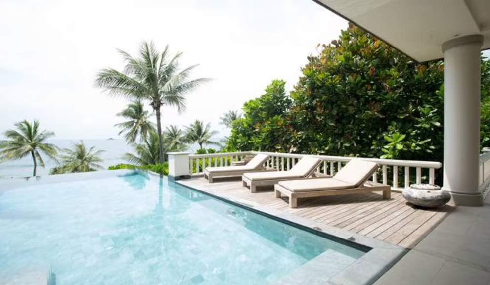 Signature Ocean View Pool Suite