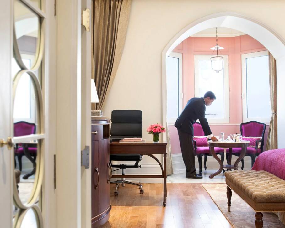 Luxury Grande Room City View