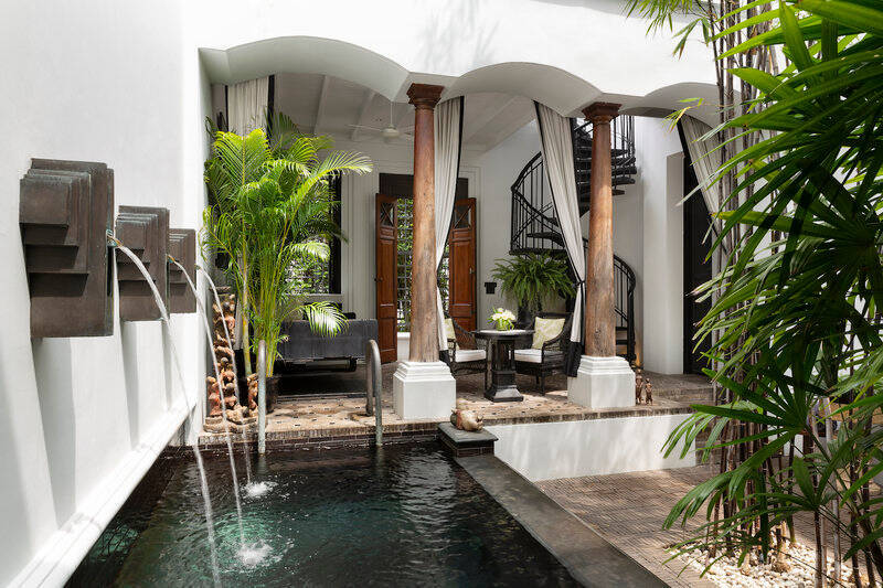 COURTYARD POOL VILLA