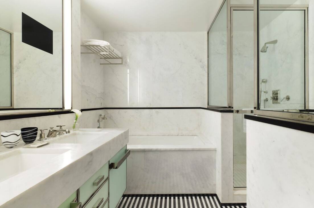 Seventy-Seven King Room