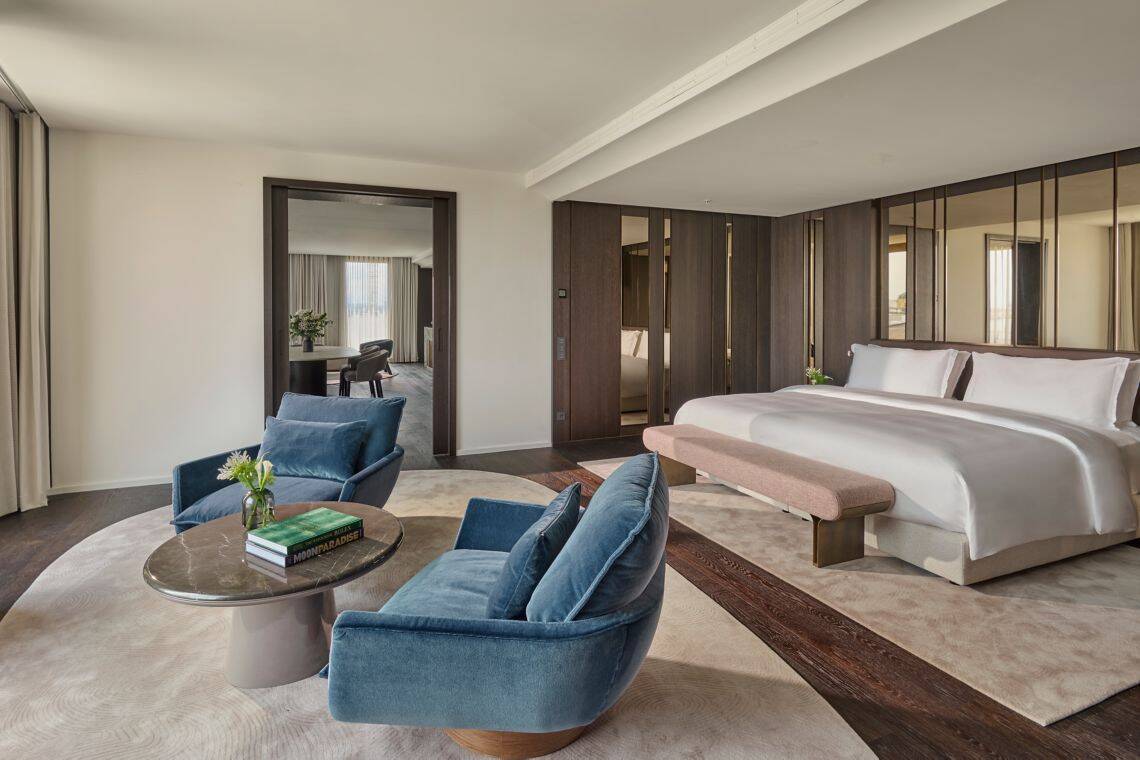 Grand Presidential Suite