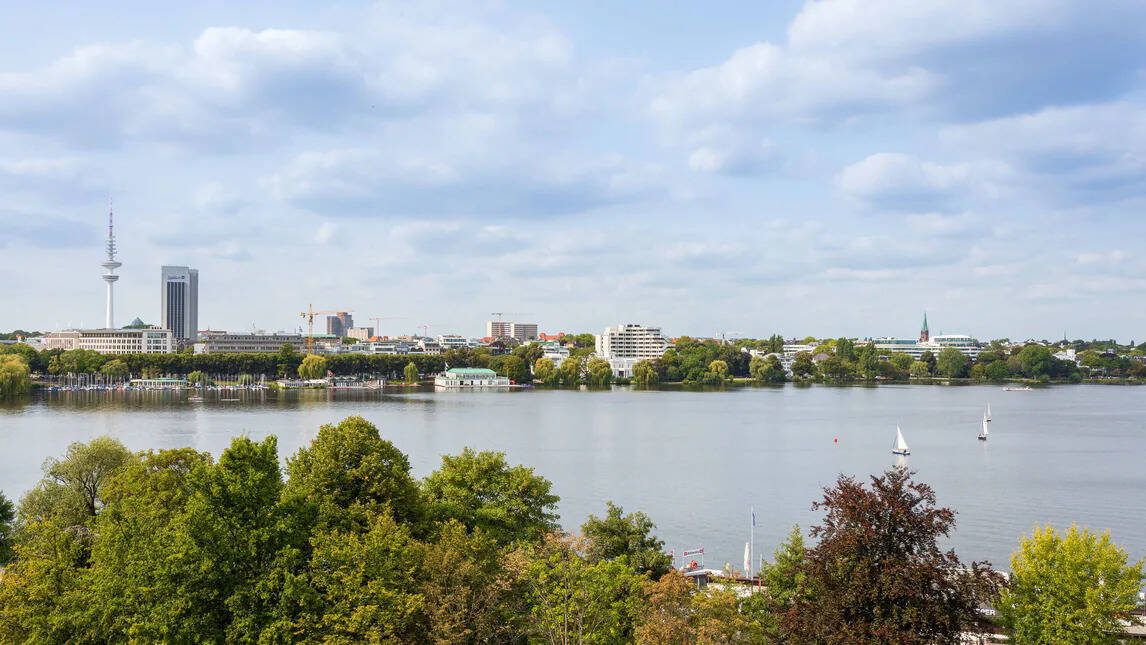 JUNIOR SUITE TWO TWIN LAKE VIEW