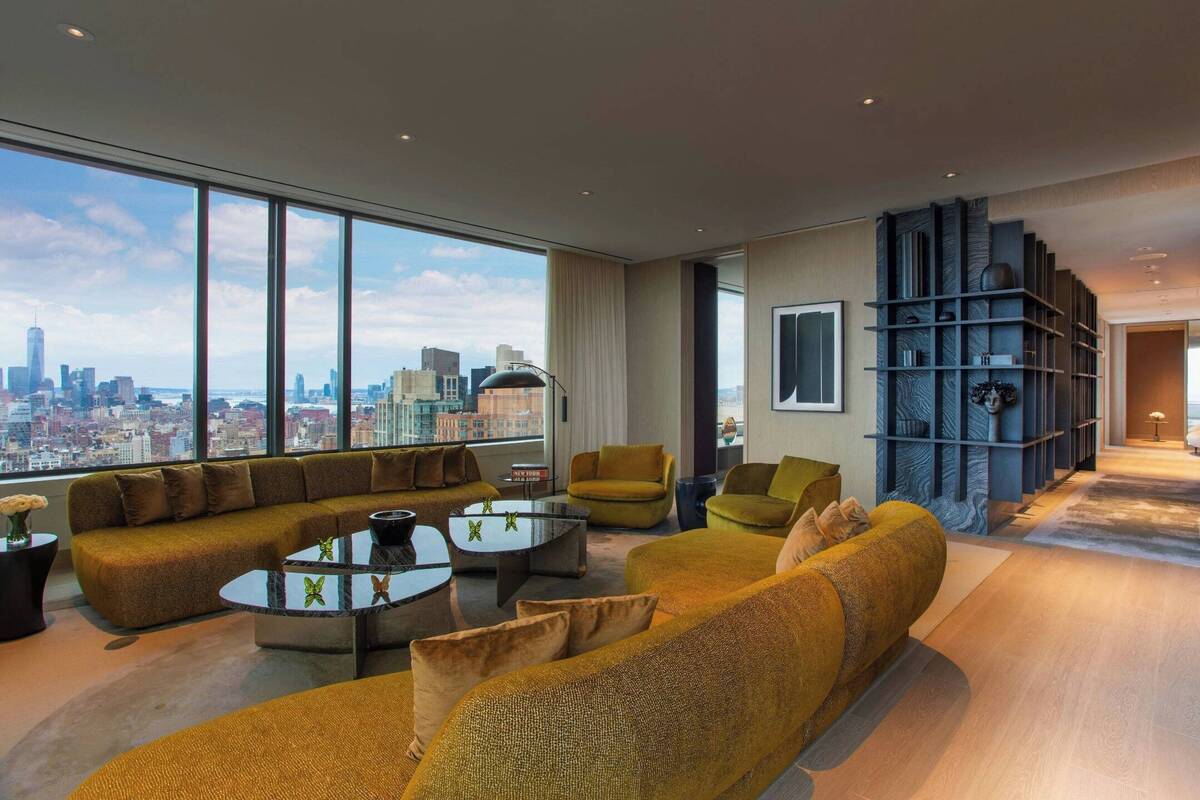 RITZ CARLTON CLUB LEVEL PRESIDENTIAL SUITE