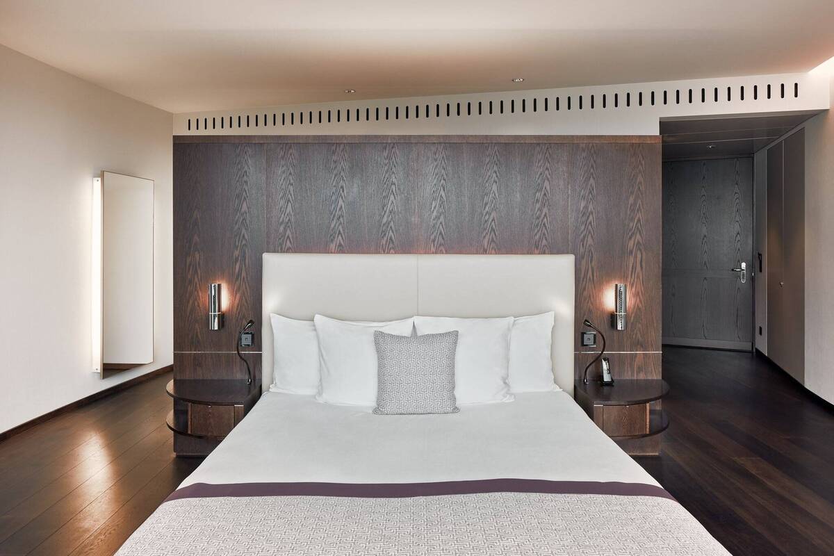 Double Room Deluxe