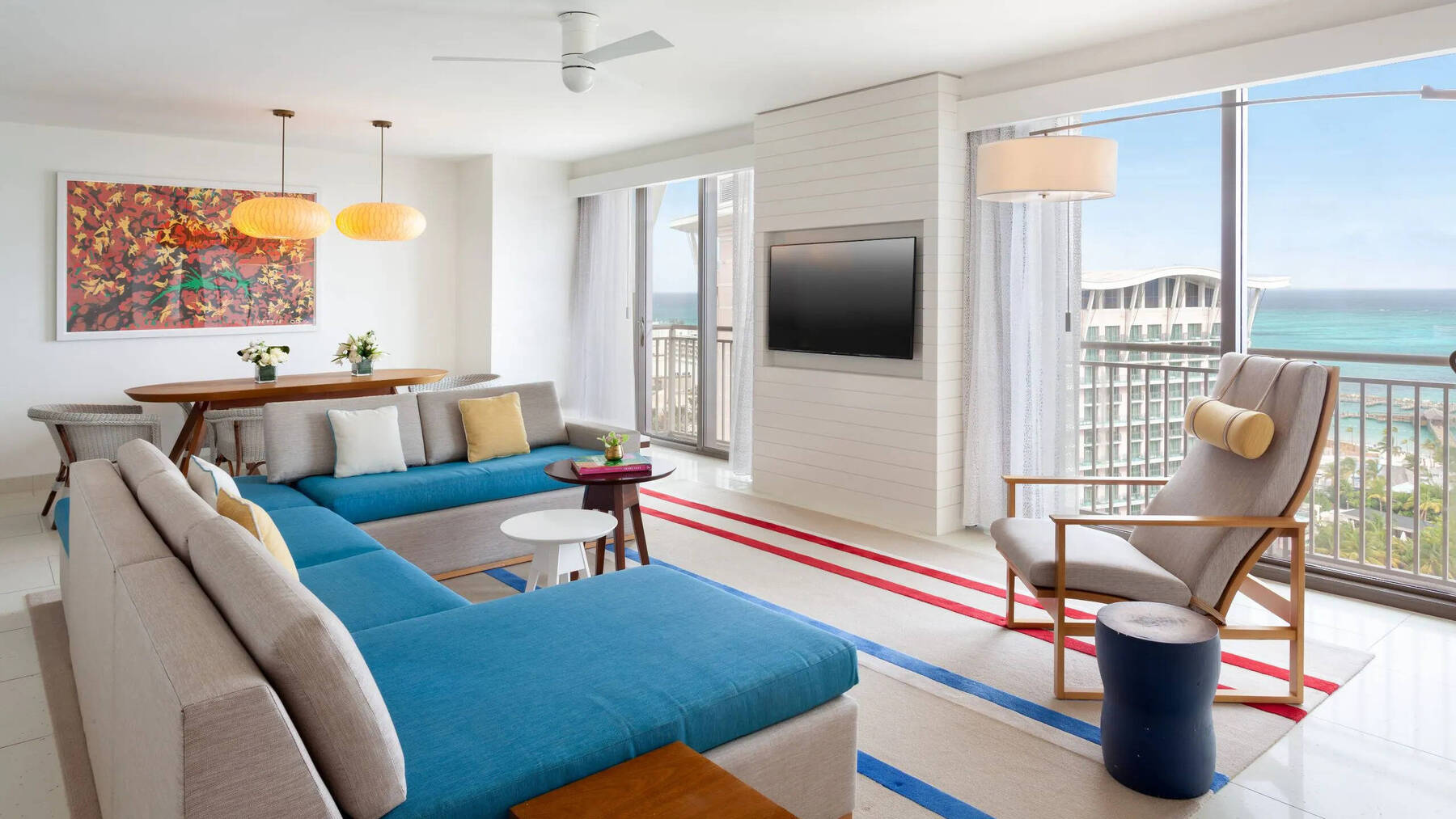 One-Bedroom Ocean View Residence Deluxe with One King Bed (West Tower, Deluxe)