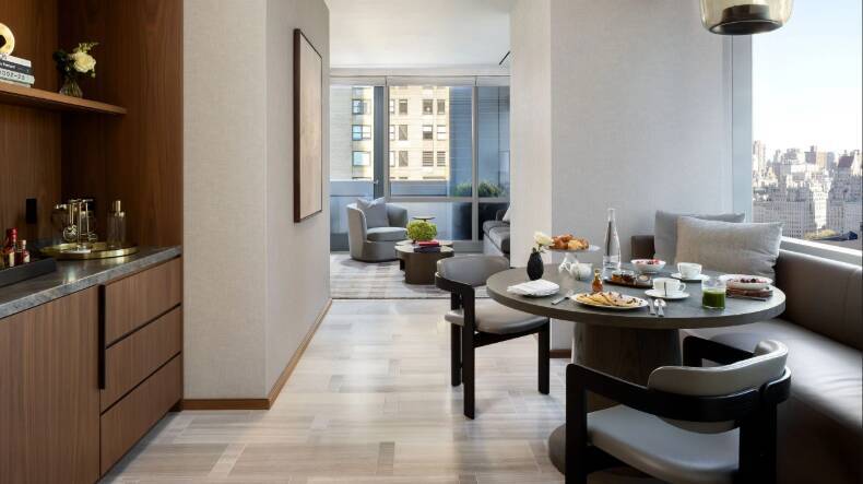 CENTRAL PARK BALCONY SUITE