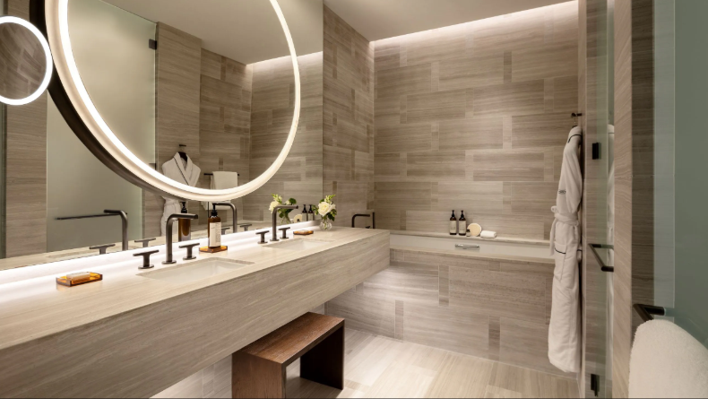 CENTRAL PARK BALCONY SUITE