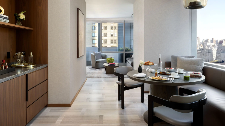 CENTRAL PARK BALCONY SUITE