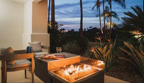 KING FIRESIDE TERRACE