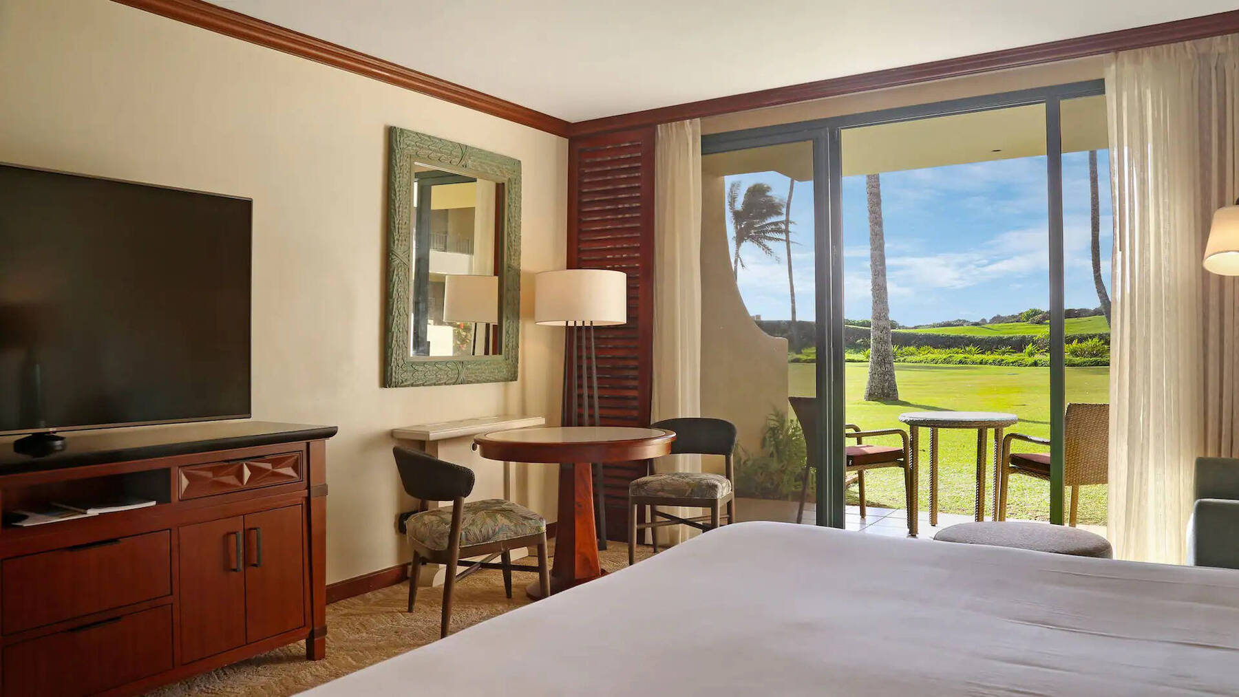 TWO QUEEN BEDS RESORT VIEW