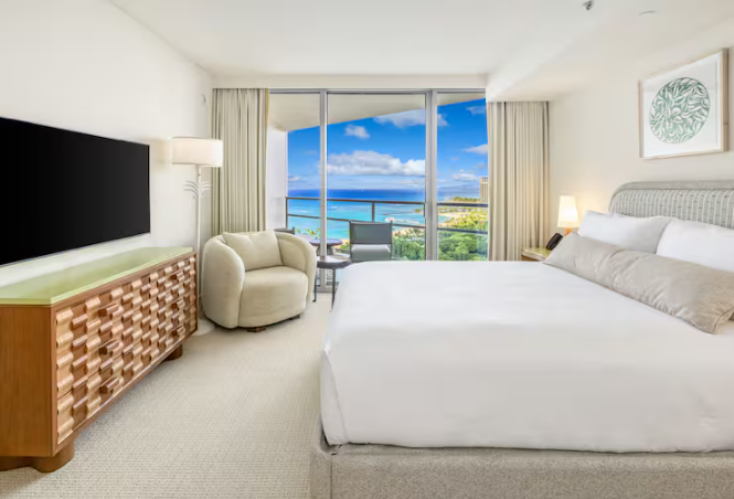 LXR PREMIUM ONE BEDROOM PARTIAL OCEAN SUITE - DEN
