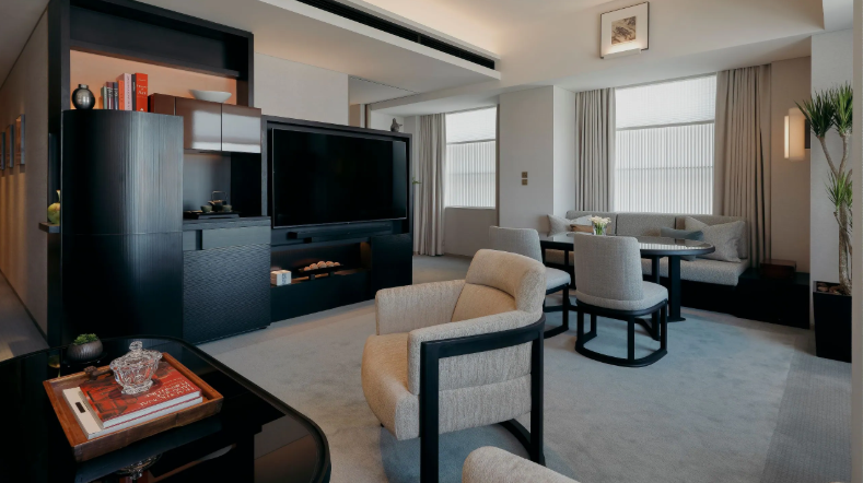 PARK PREMIER SUITE TWO DOUBLE BEDS