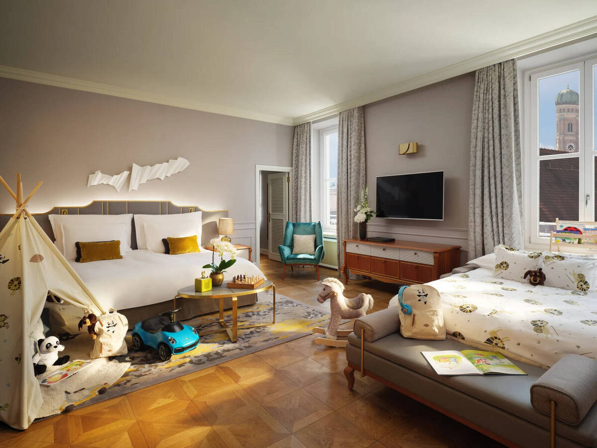 Leopold Suite