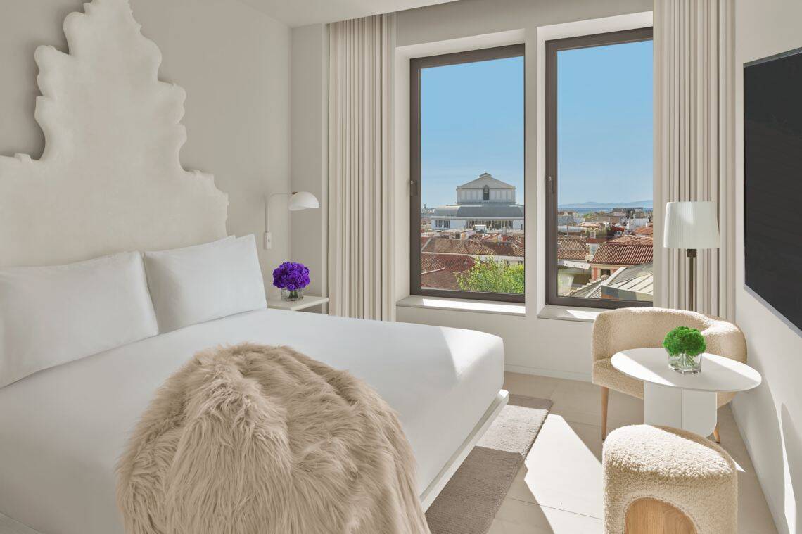 Opera Penthouse Suite