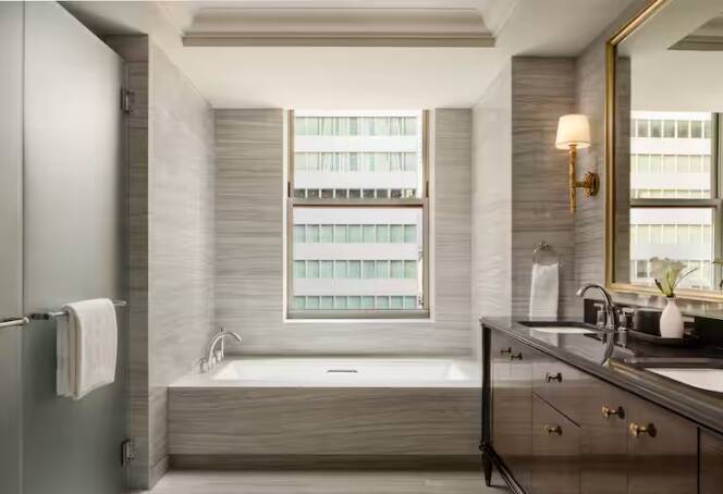 THREE BEDROOM PARK AVE PREMIER SUITE TWO KING ONE DOUBLE