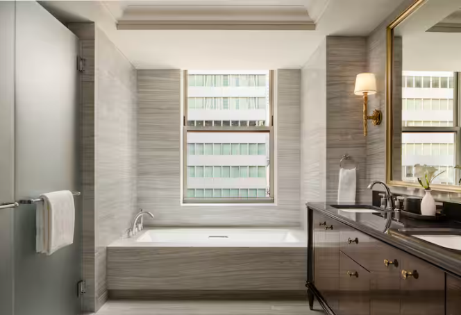 THREE BEDROOM PARK AVE PREMIER SUITE TWO KING ONE DOUBLE