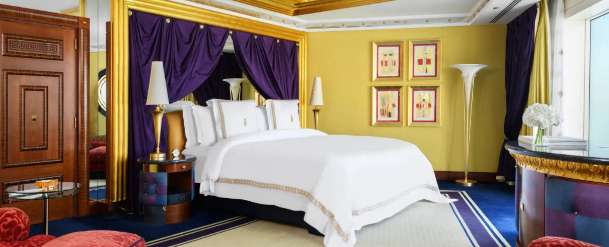 DUPLEX SKY ONE BEDROOM SUITE