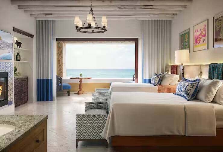 Two Queens Corner Ocean View with Plunge Pool