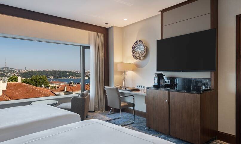 Twin Deluxe Partial Bosphorus View