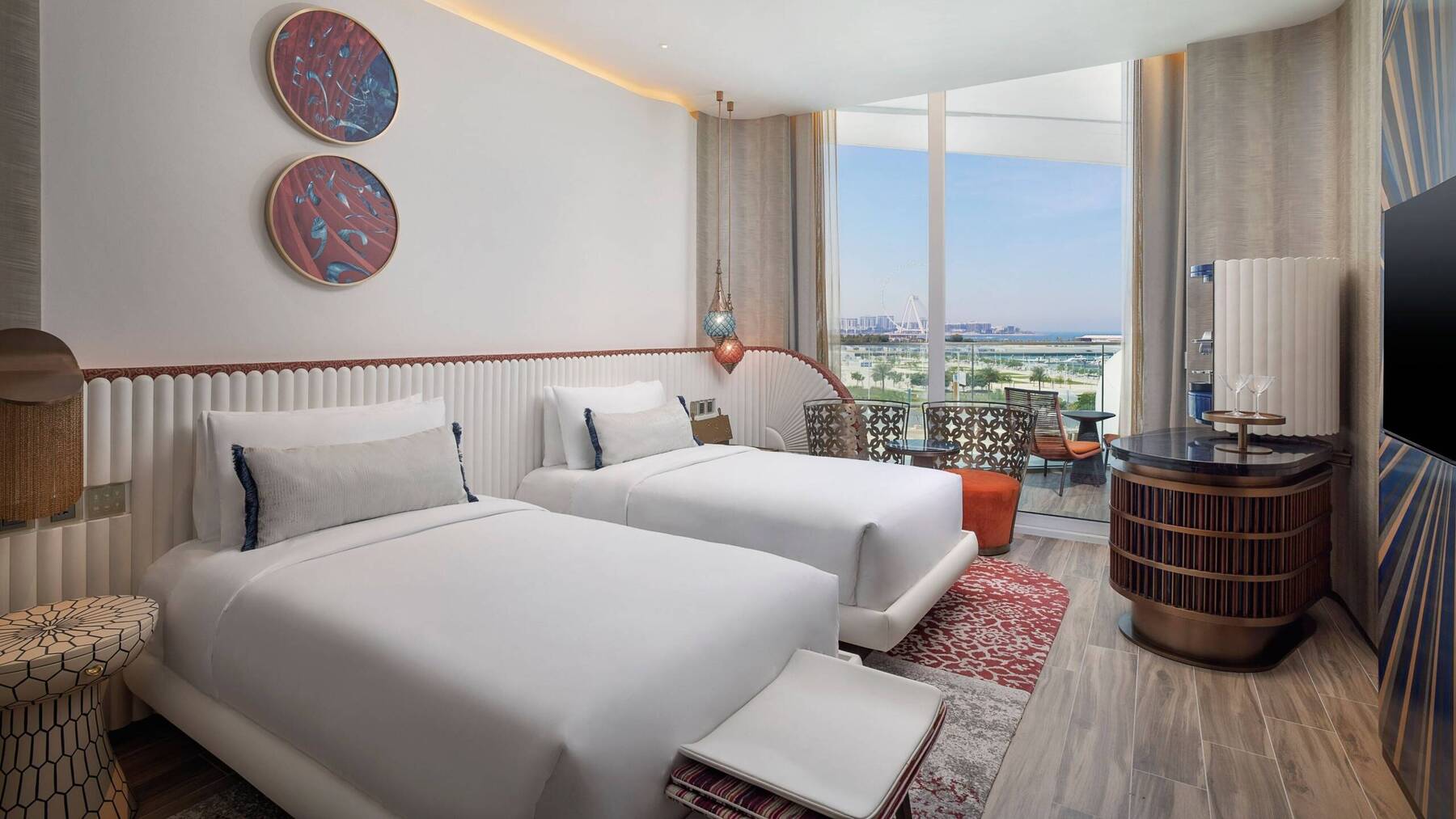 DELUXE TWO TWIN HARBOR VIEW BALCONY