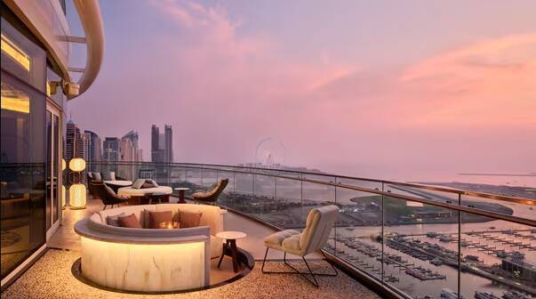 PENTHOUSE TWO BEDROOM SUITE SEA VIEW BALCONY