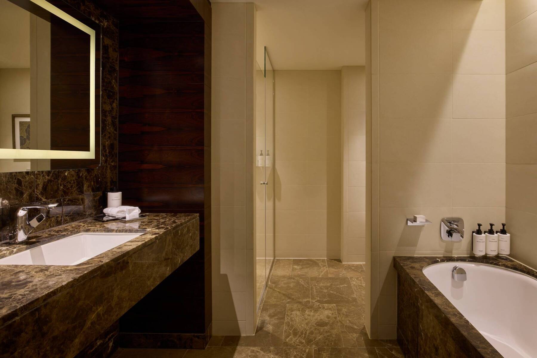 Executive Family Room with Lounge Access