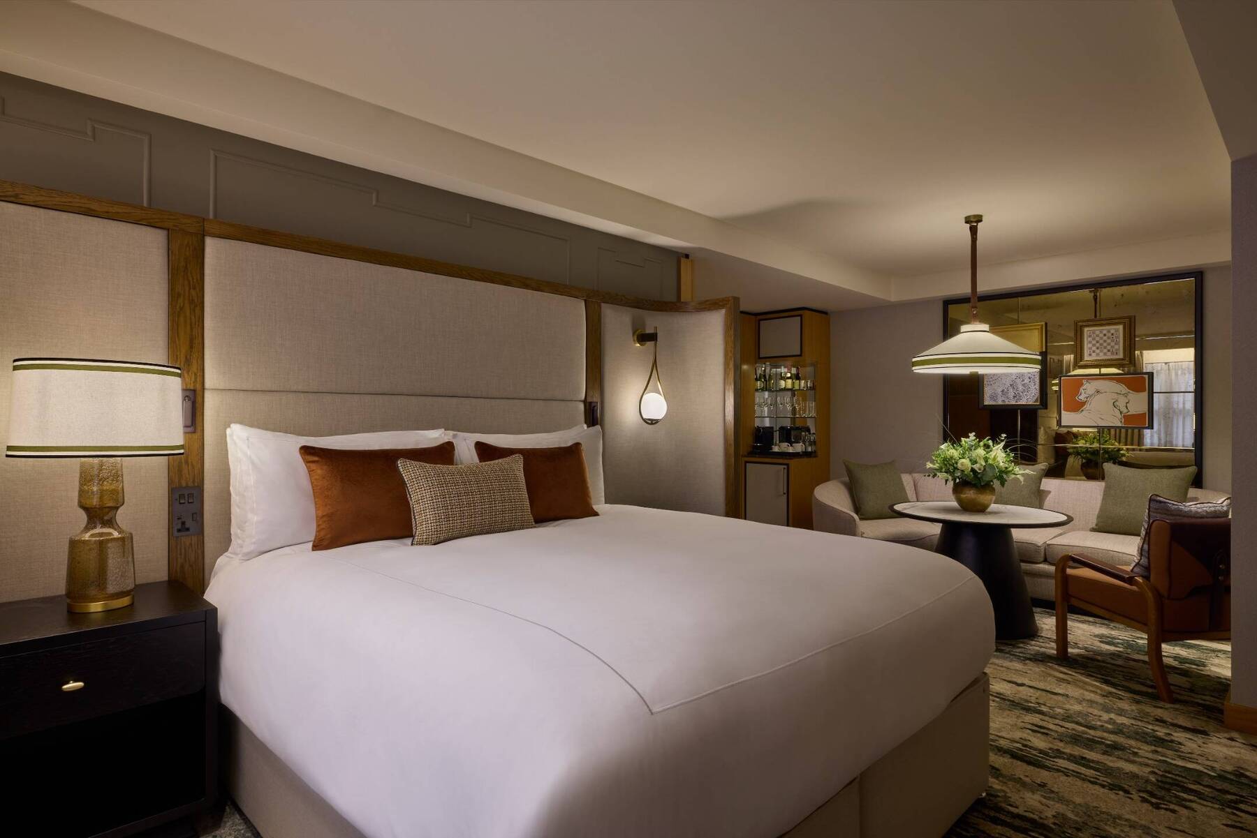 Executive Family Room with Lounge Access