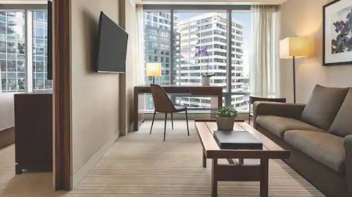 ONE BEDROOM CITY VIEW SUITE