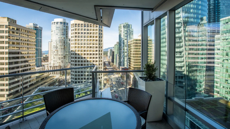 PENTHOUSE SUITE