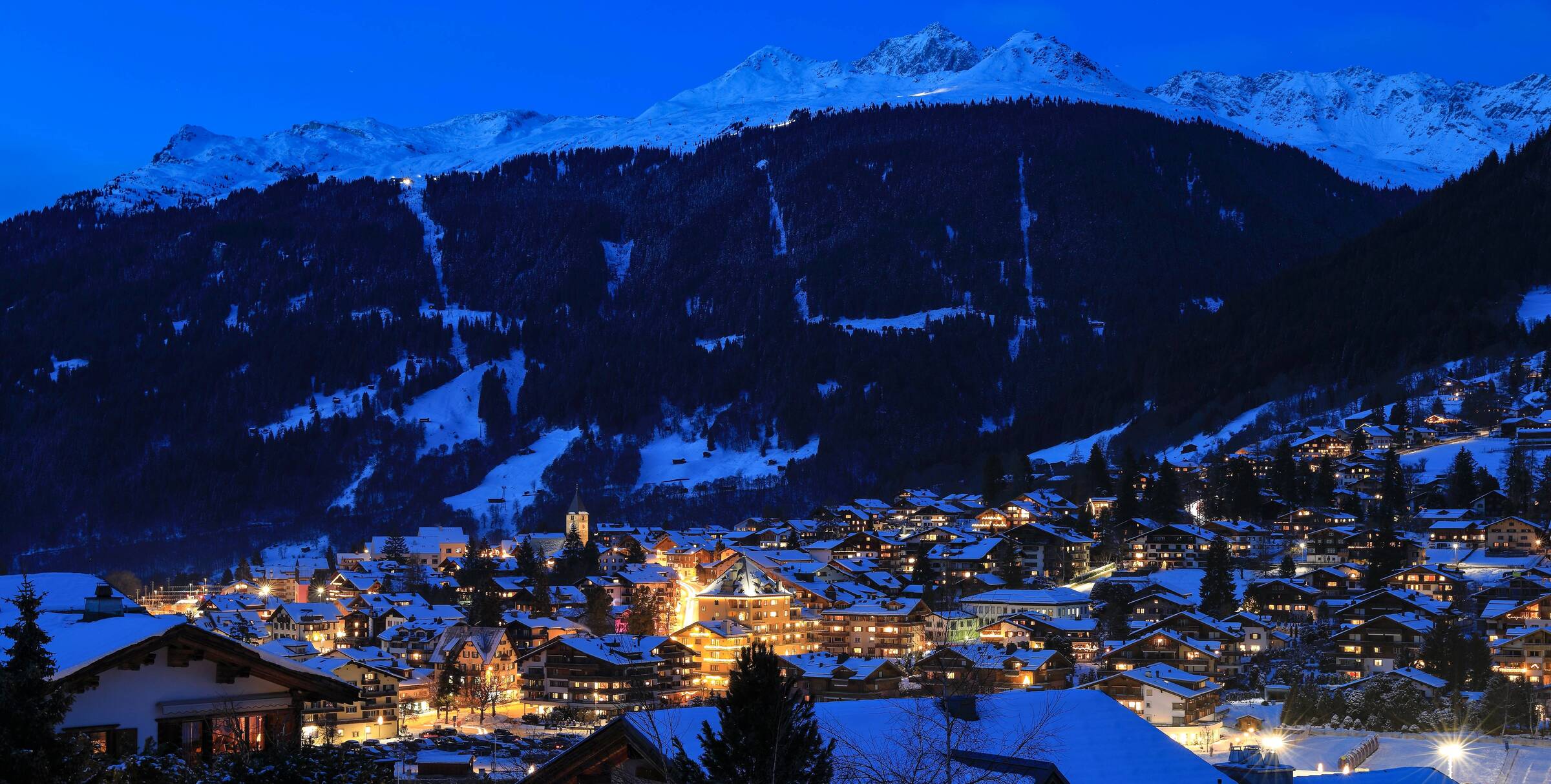 HOLLYWOOD ON THE ROCKS Gala