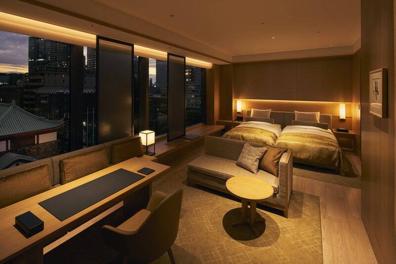 HERITAGE TWIN SMOKING CLUB LOUNGE ACCESS JUNIOR SUITE