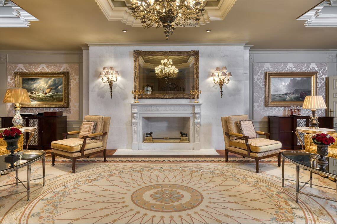 Royal Suite 