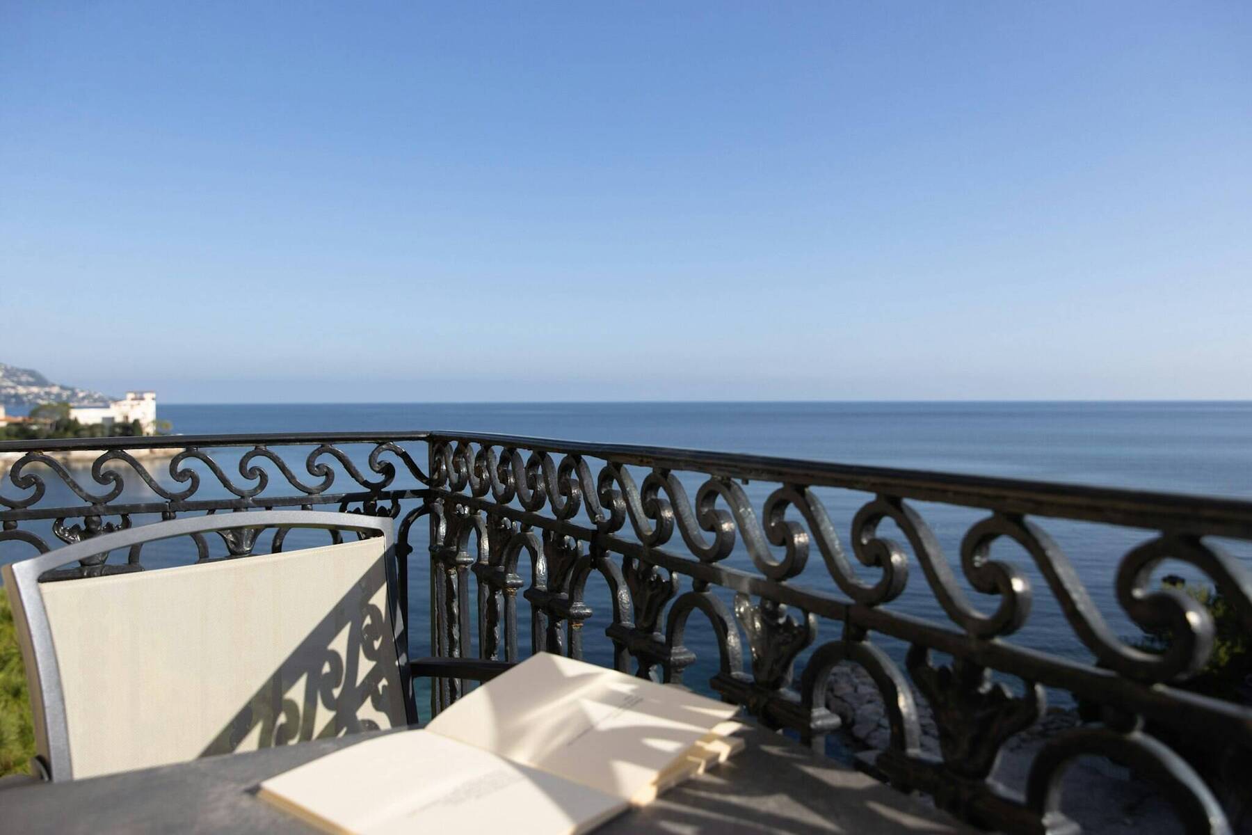 Junior Suite Sea View with Balcony