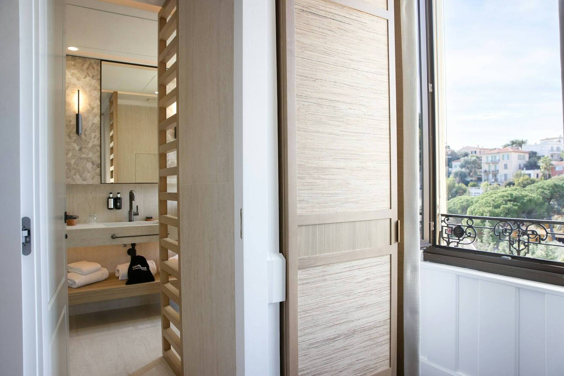 Superior Mountain view room