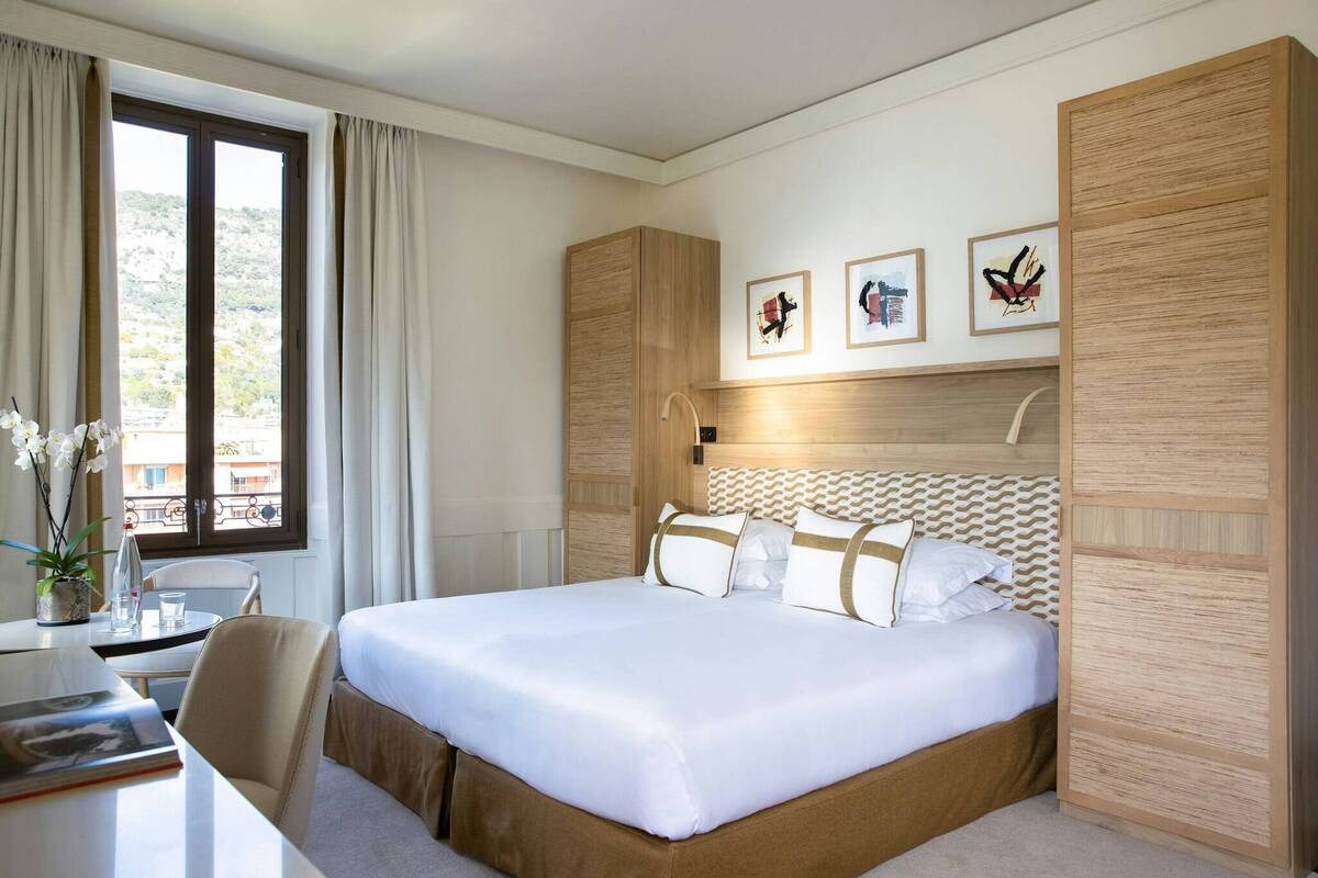 Superior Mountain view room