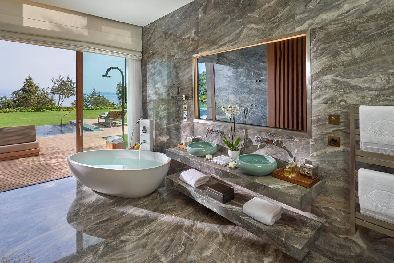 Four Bedroom Blue Beach Villa