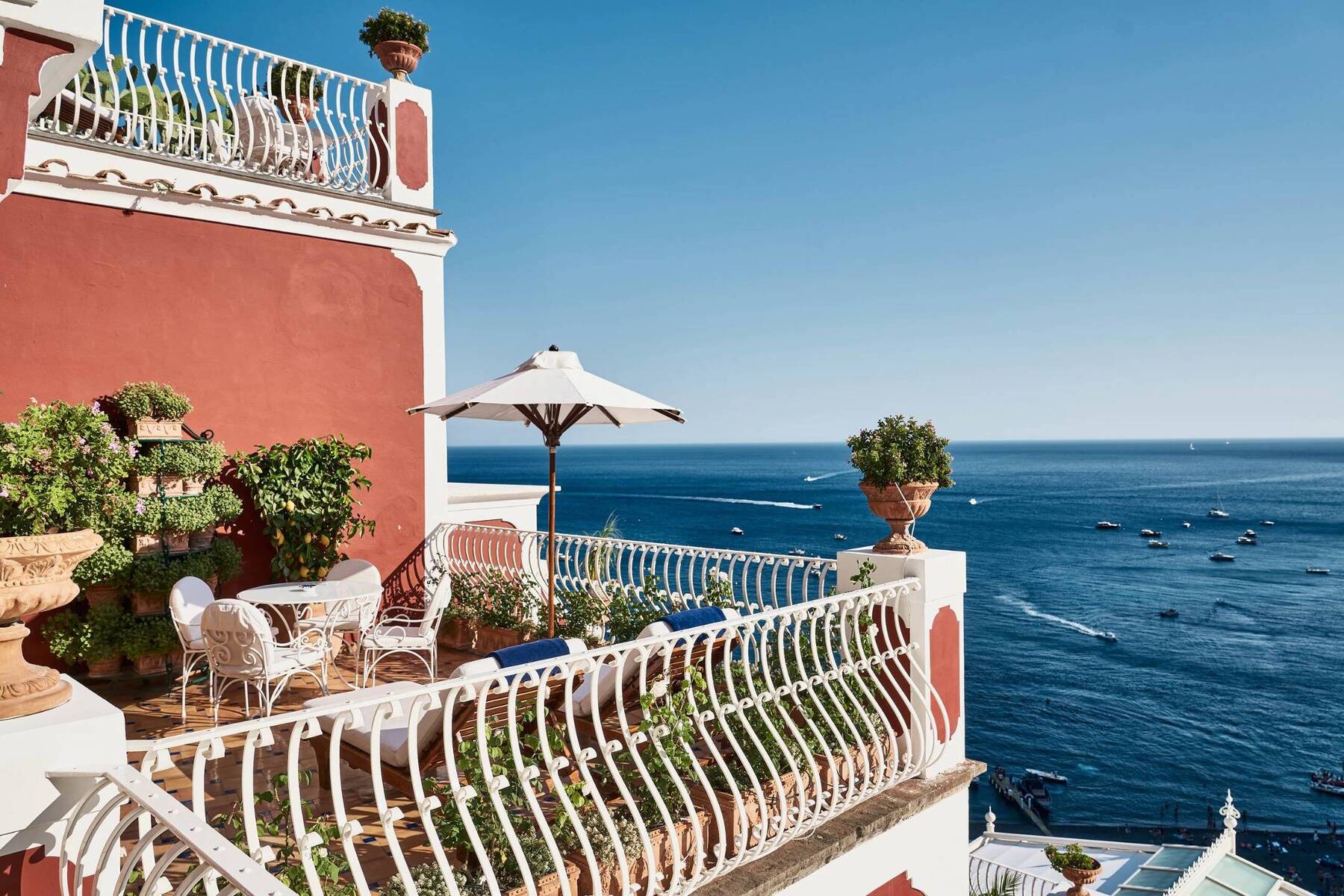 One Bedroom Suite Sea View