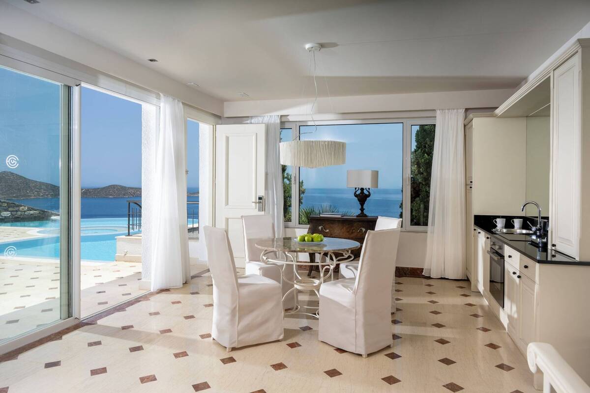 One Bedroom Imperial Spa Pool Villa