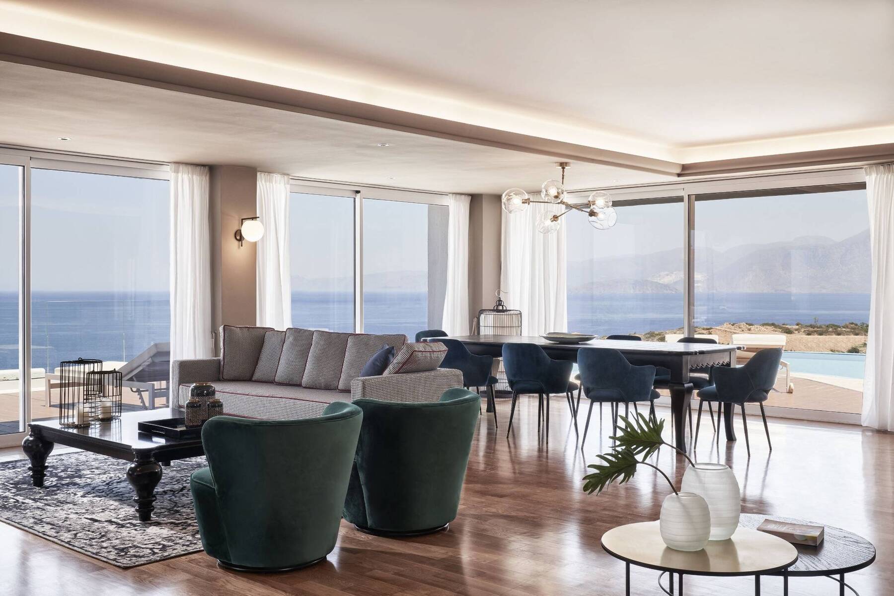 Four Bedroom Royal Spa Villa | private pool & Sea View