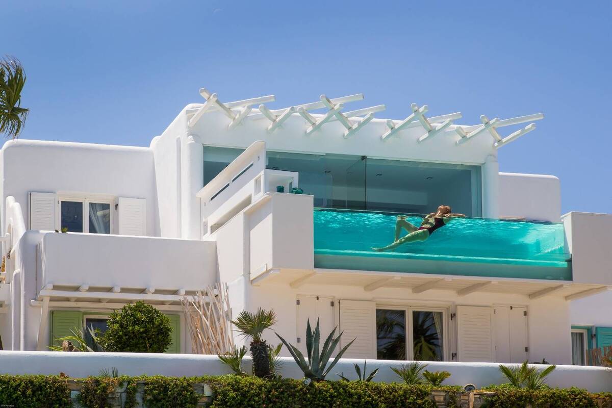 SIGNATURE 130 SUITE