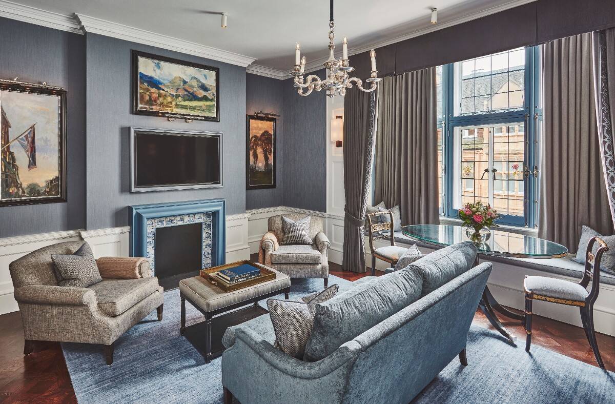 TWO BEDROOM GROSVENOR SUITE