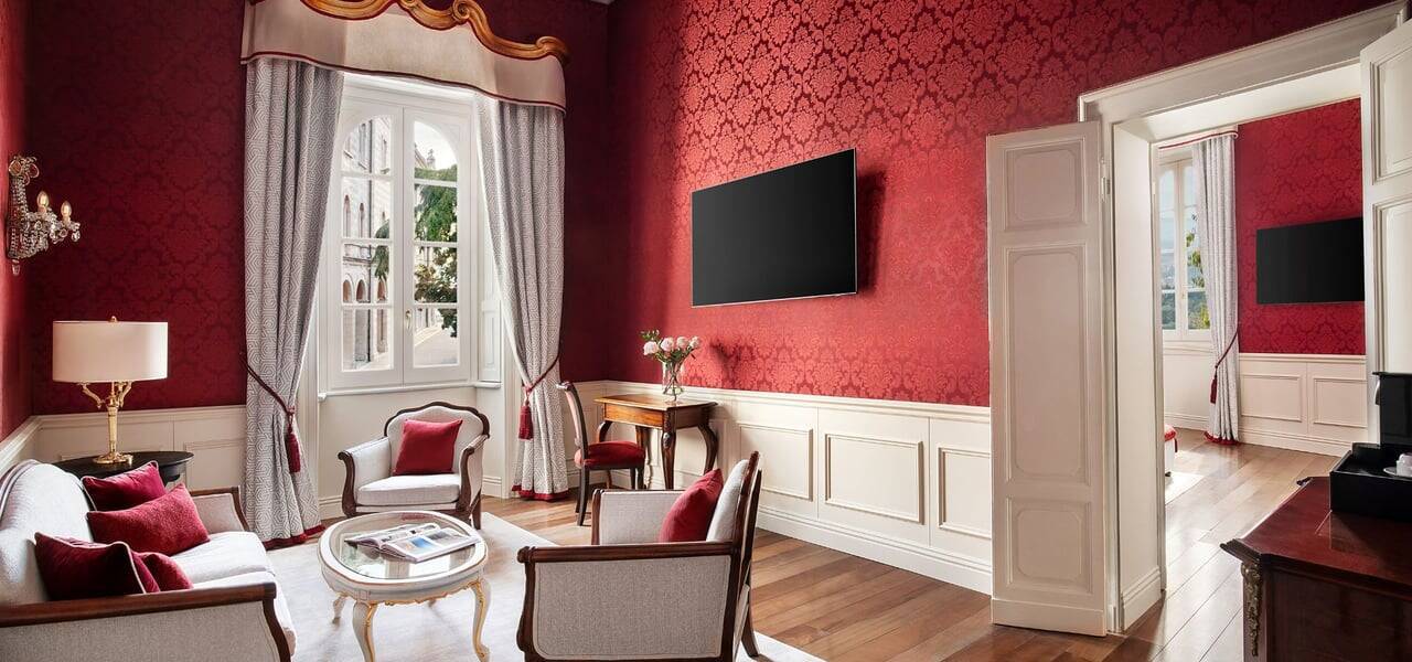 Signature Suite Deluxe