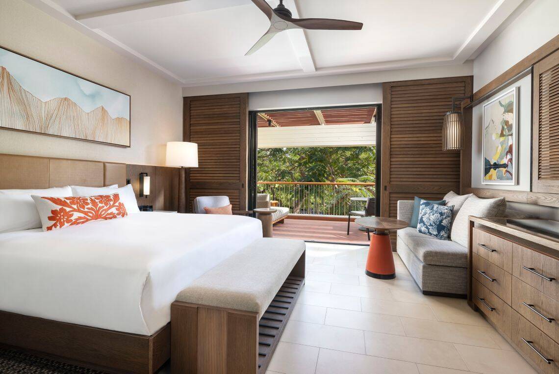 Golf View Main Tower King