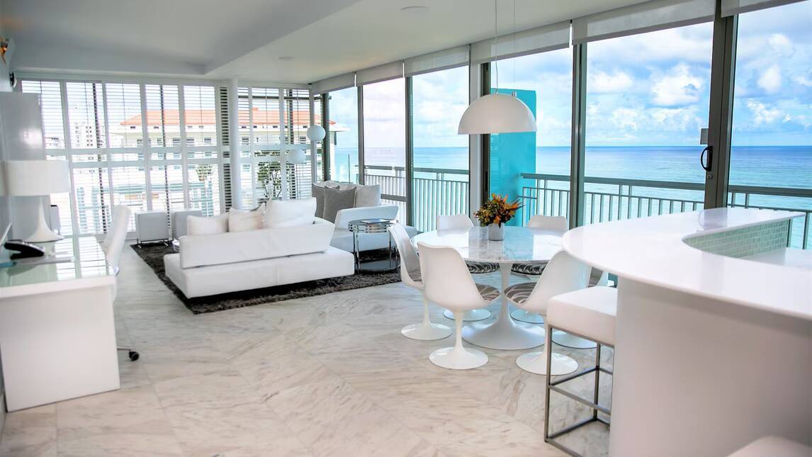 One Bedroom Presidential Suite King Ocean view High floor Balcony Terrace Whirlpool