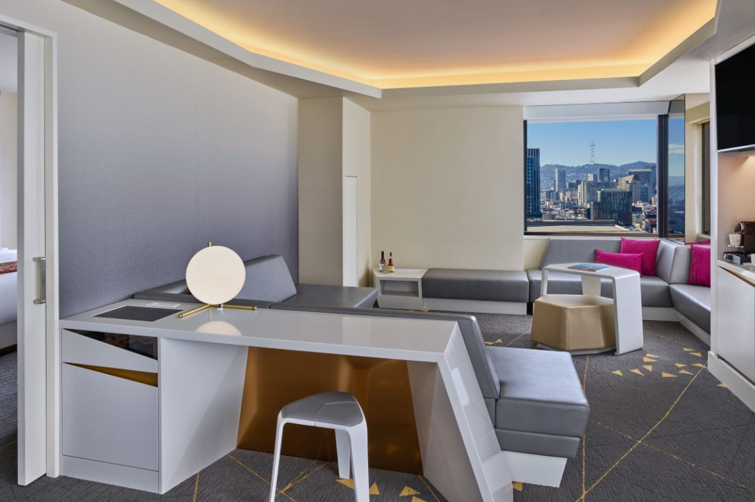 URBAN SUITE