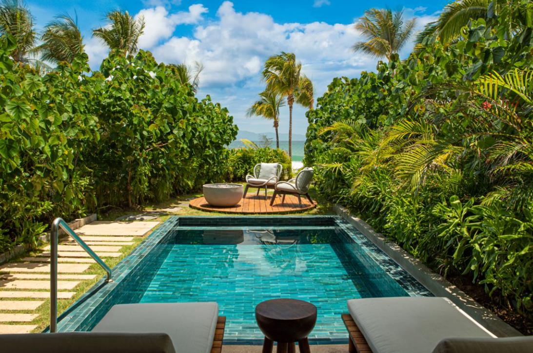 SUPREME SUITE, OCEANFRONT