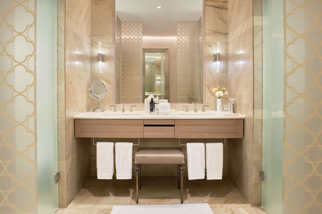 CAROL ASTOR SUITE