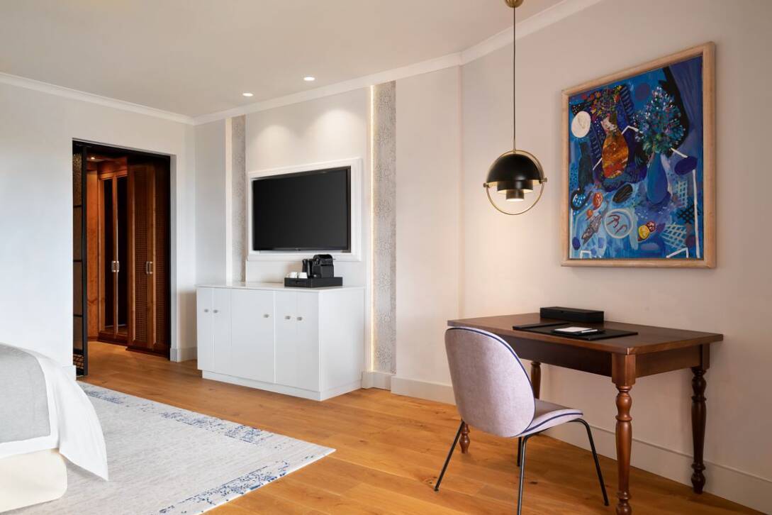 DELUXE GARDEN KING GARDEN ACCESS