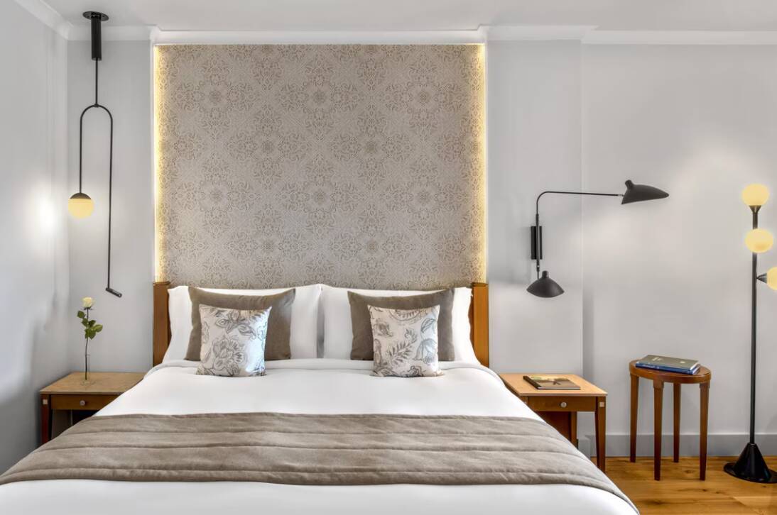 DELUXE KING SEA VIEW